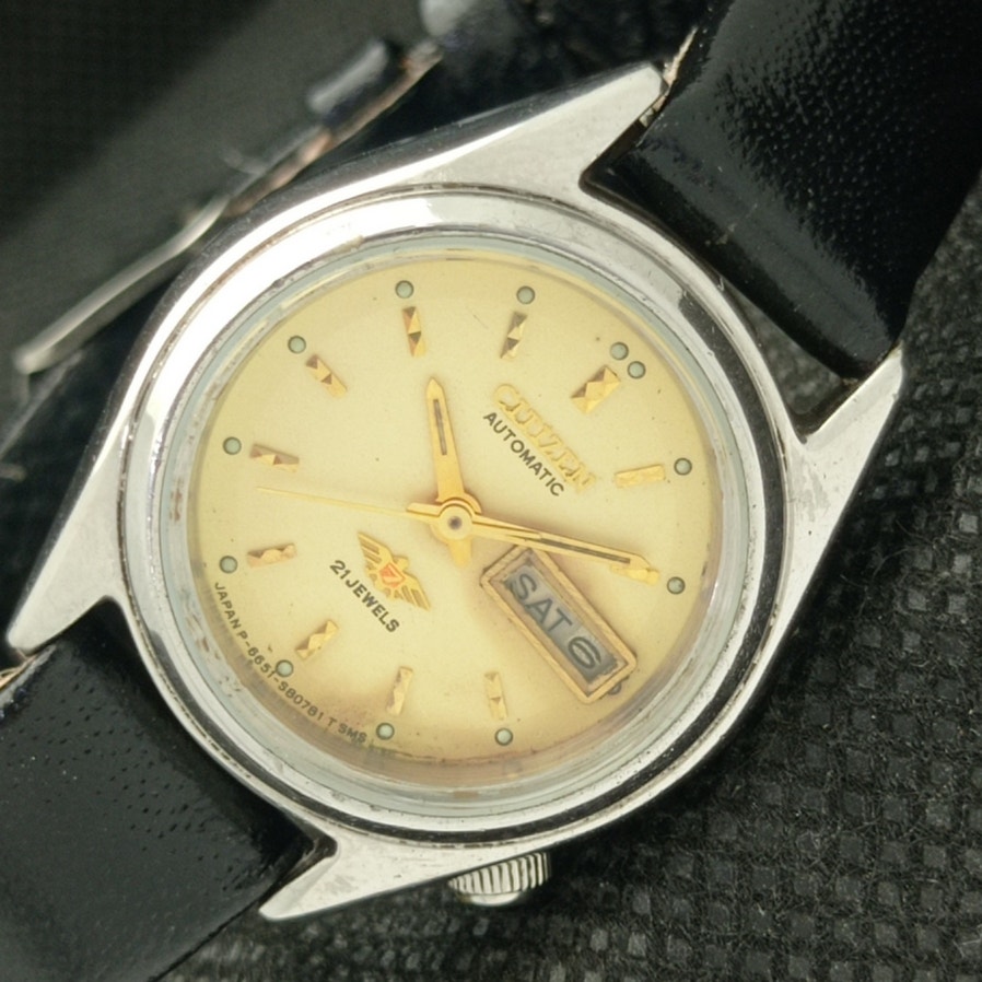 Vintage 1984 Citizen Automatic Womans Silver Watch WDaydate  Gold Accents